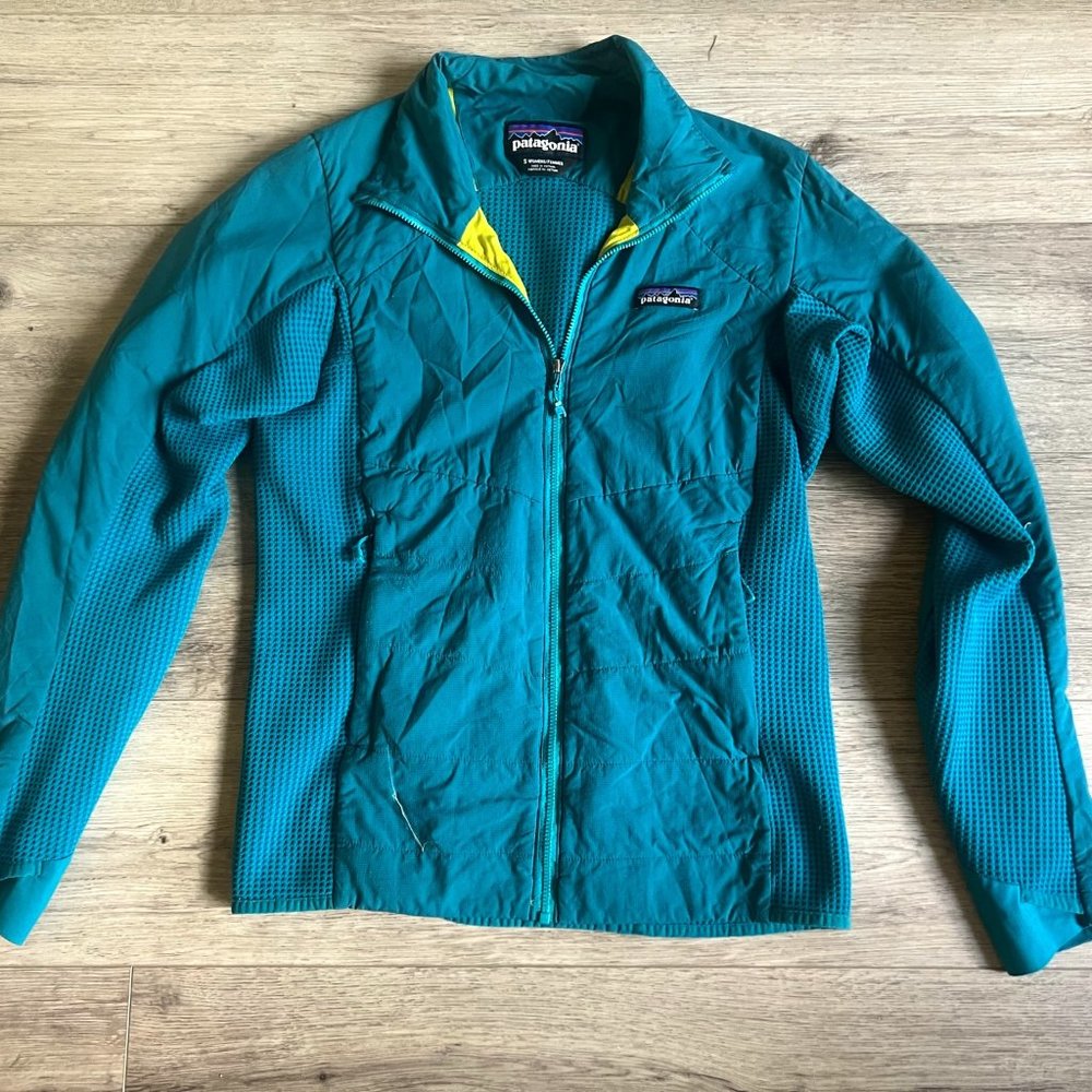 Patagonia W's Nano Air with Mesh Back Jacket